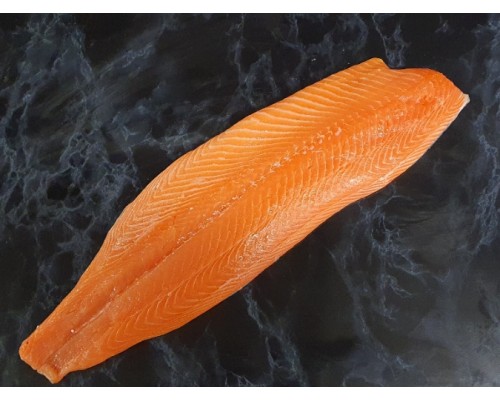 Full Side Skin on Salmon Fillets